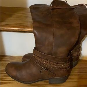 Torrid knee high boots 10W